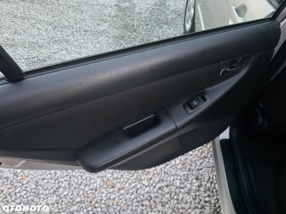 Toyota Corolla 1.6 VVT-i Executive - 15