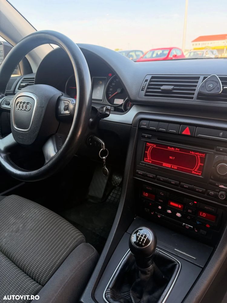Audi A4 Limuzina 2.0 TDI B8 - 6