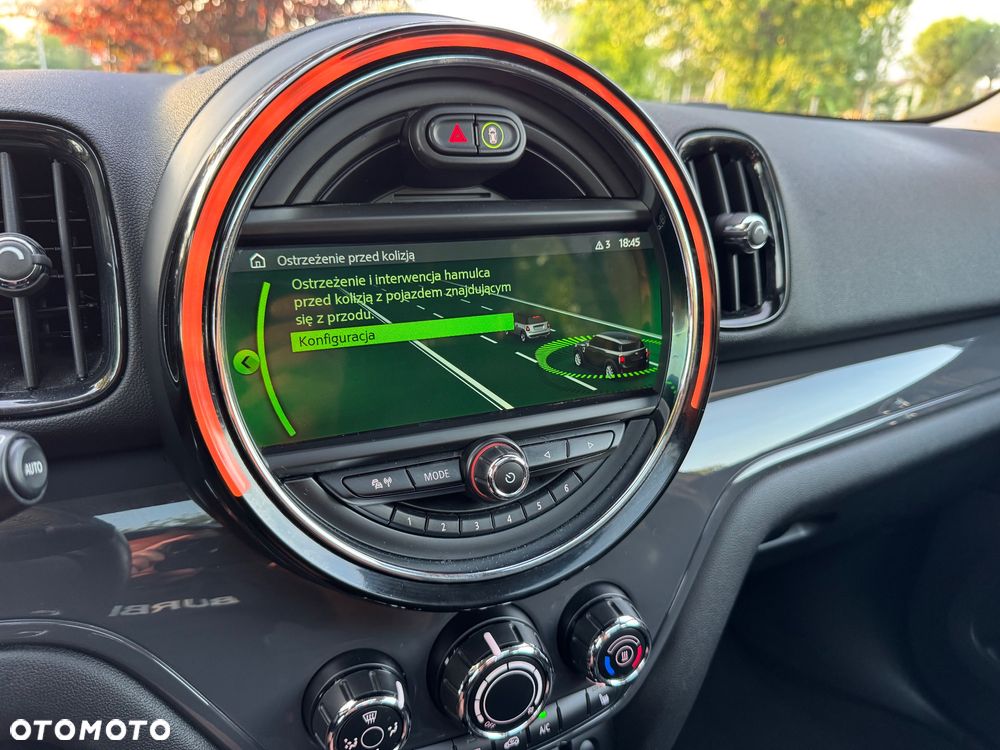 MINI Countryman Cooper ALL4 Trim - 32