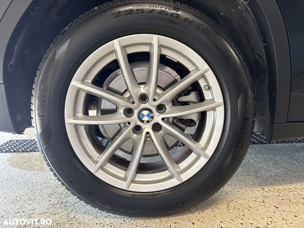 BMW X3 xDrive20i Aut. xLine - 28