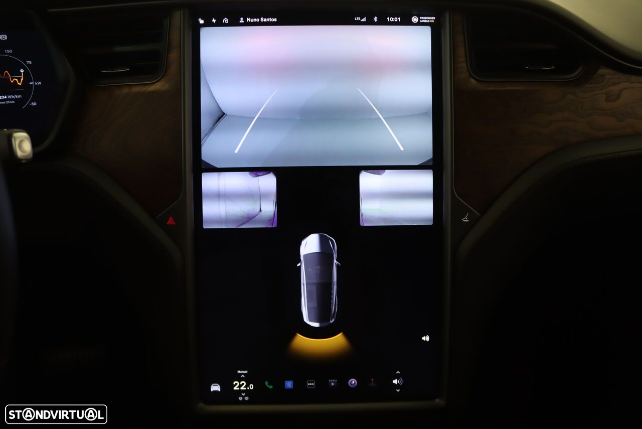 Tesla Model X Long Range - 9
