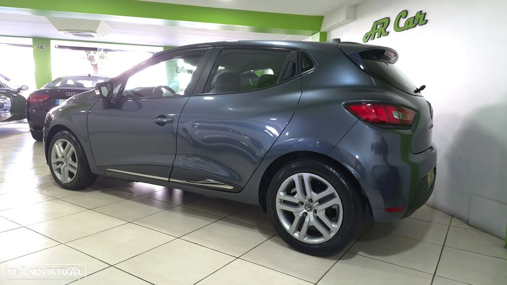 Renault Clio dCi 75 Stop & Start Expression - 4