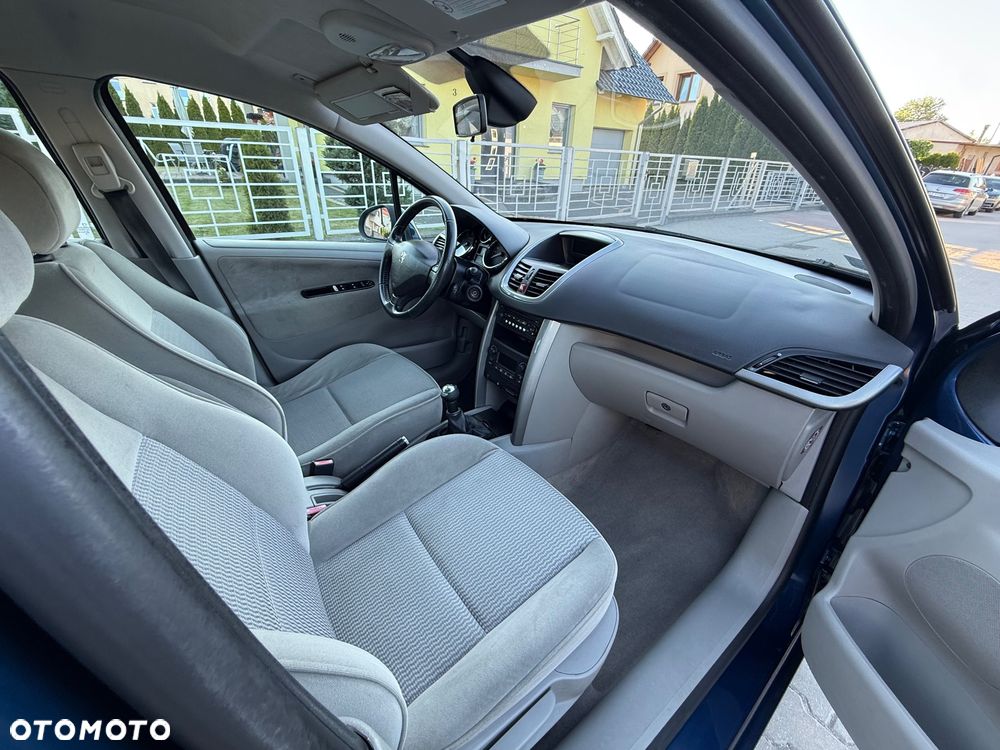 Peugeot 207 1.6 HDi Sporty - 8