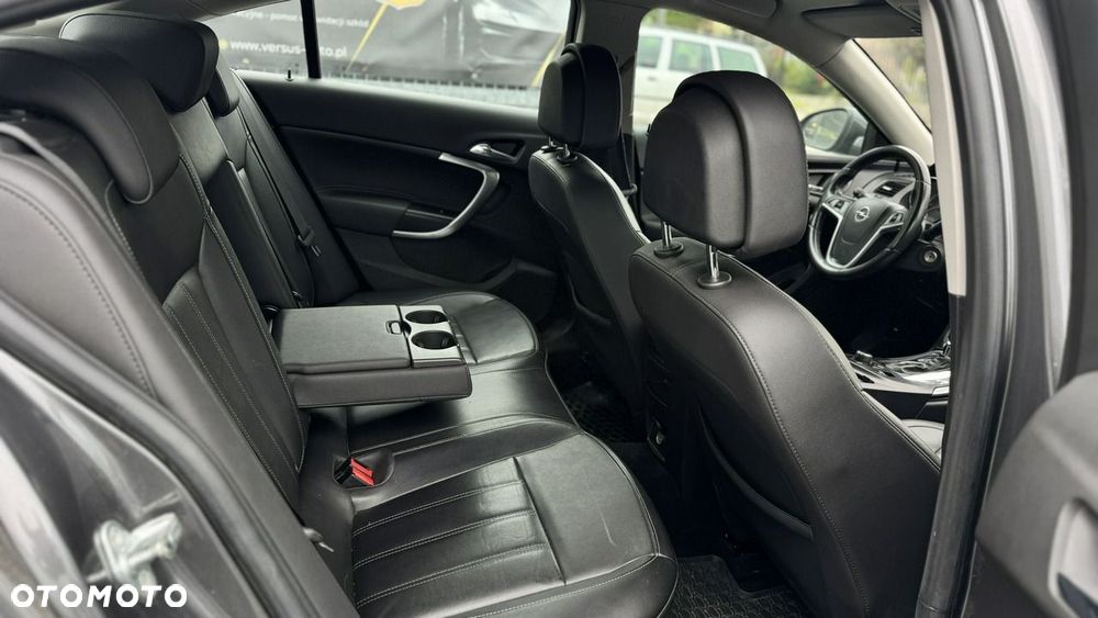 Opel Insignia 2.0 T Cosmo 4x4 - 22