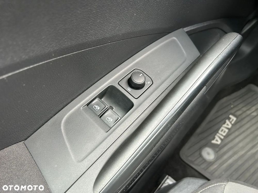 Skoda Fabia 1.0 TSI Ambition - 20
