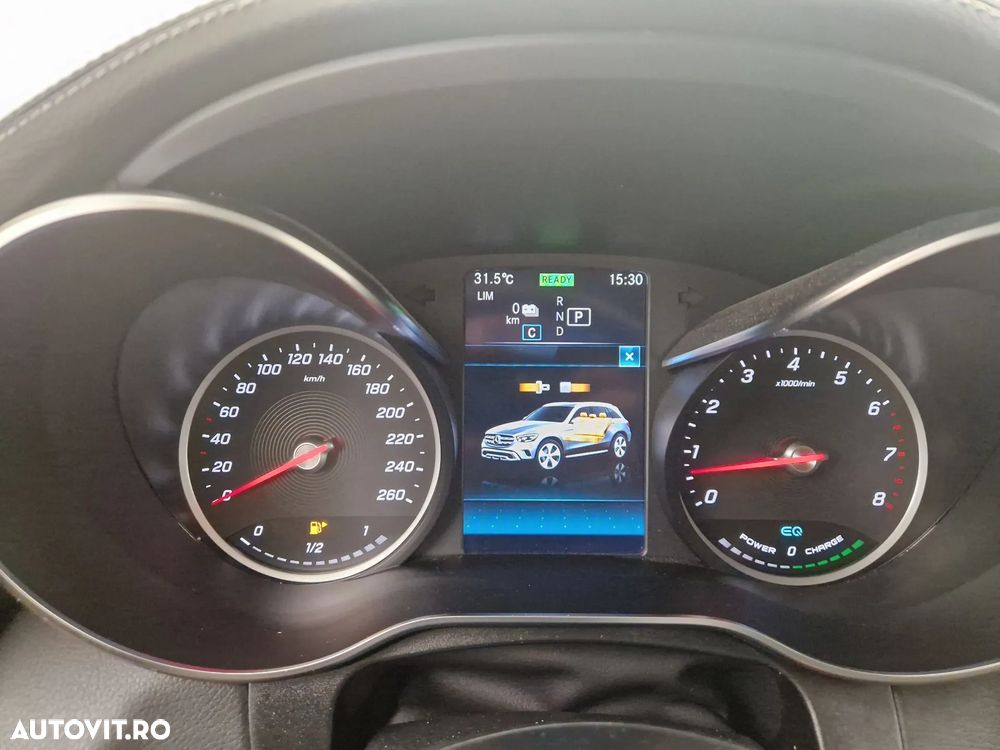 Mercedes-Benz GLC - 10