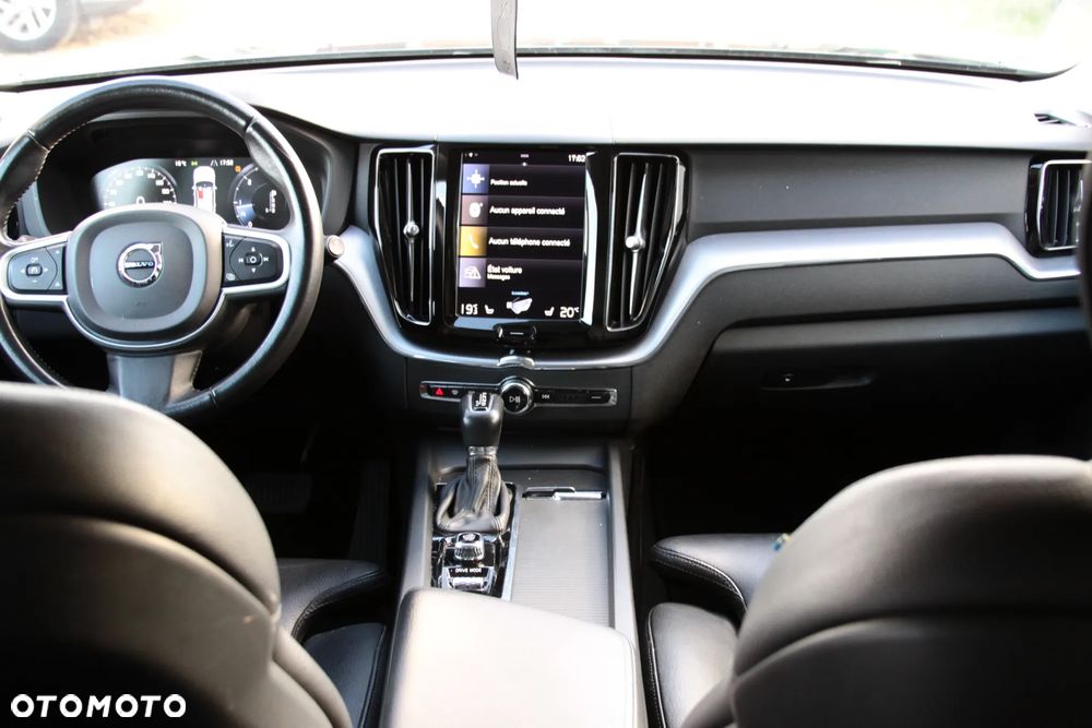 Volvo XC 60 D4 Geartronic Momentum - 16