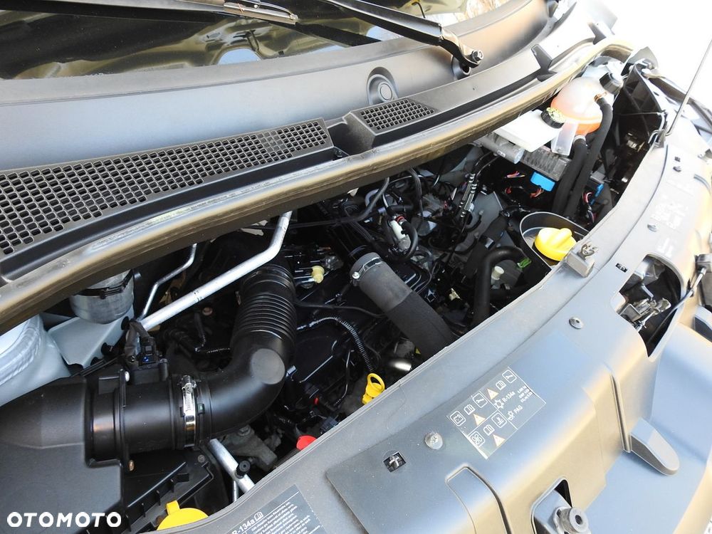 Renault MASTER  PLANDEKA 10 PALET WEBASTO TEMPOMAT LEDY PNEUMATYKA KLIMATYZACJA  165KM - 25