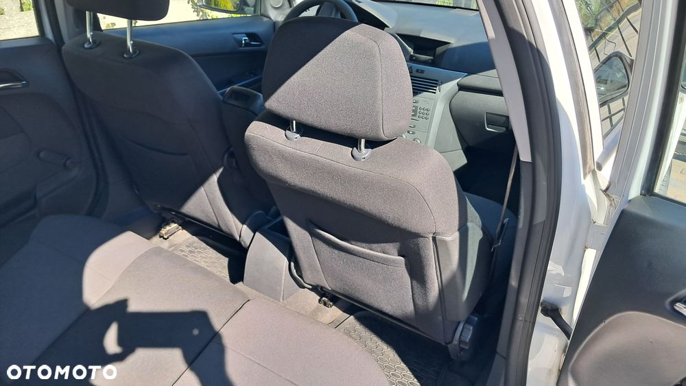 Opel Astra 1.7 CDTI - 7