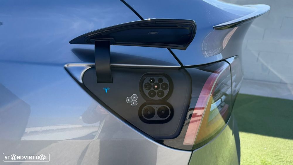 Tesla Model Y Performance Tração Integral - 14