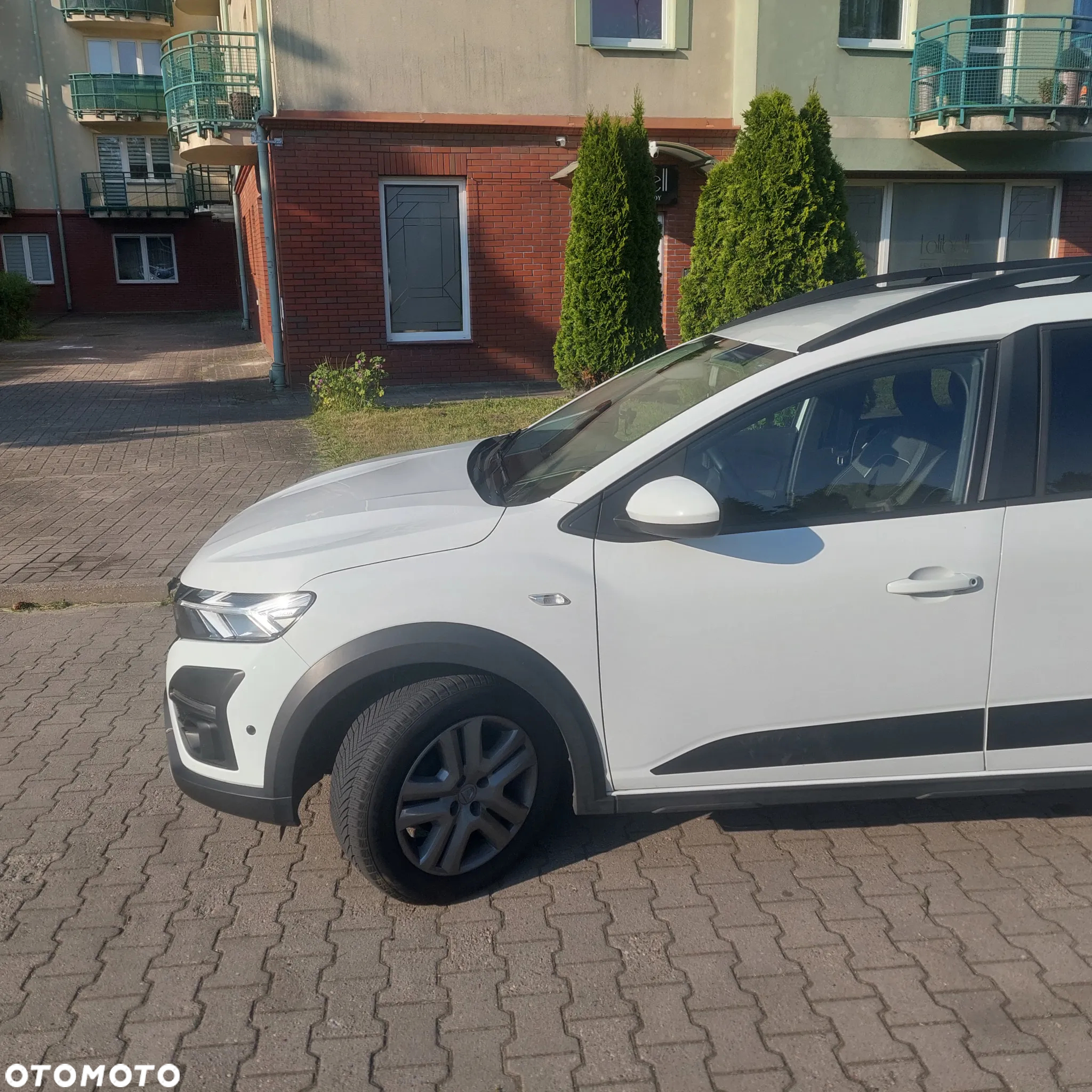 Dacia Jogger 1.0 TCe Comfort 7os - 6
