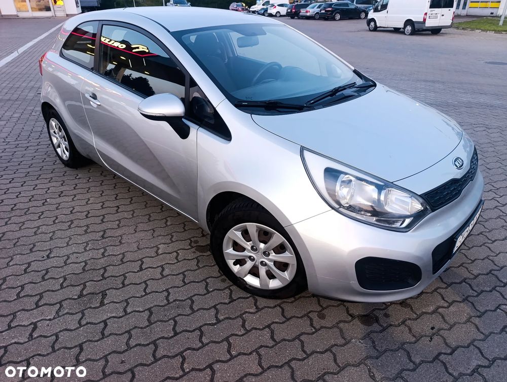 Kia Rio - 3