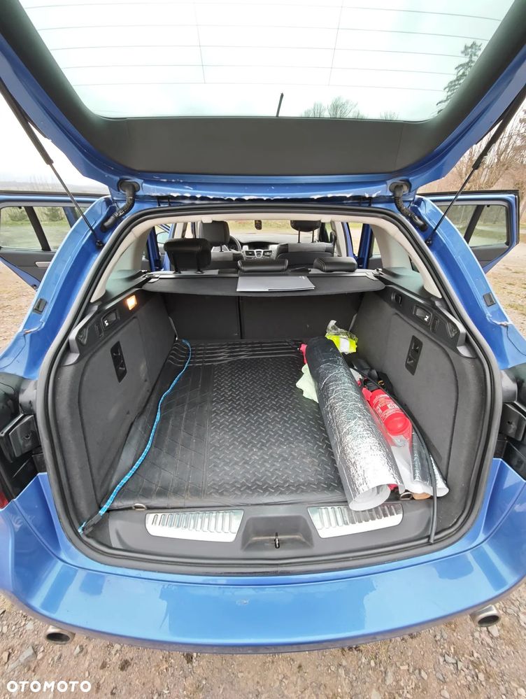 Renault Laguna 2.0 DCi FAP GT - 15