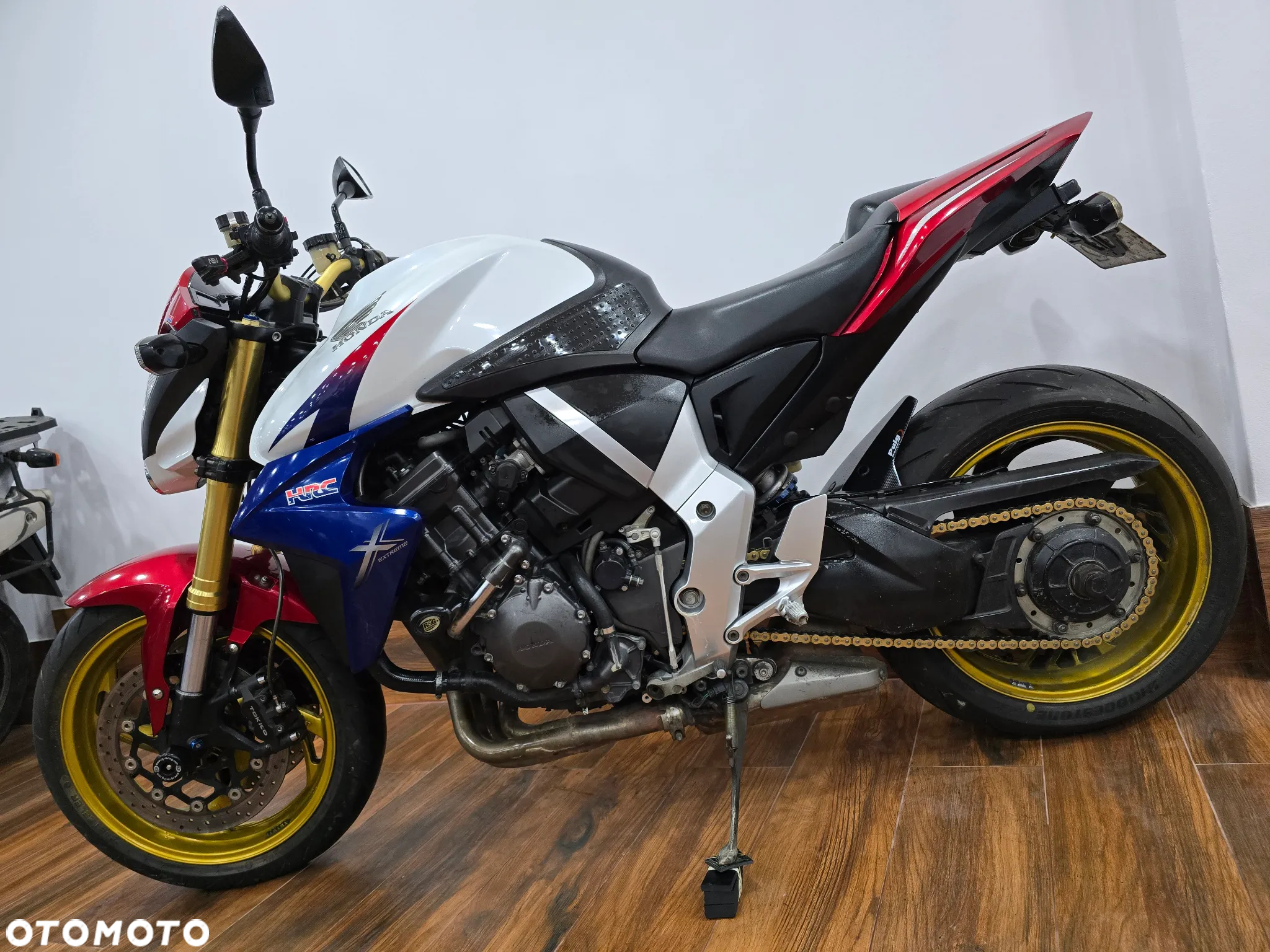 Honda CB - 27