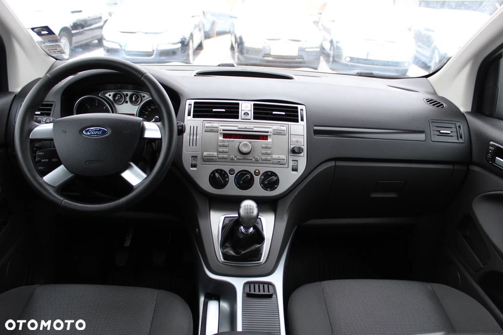Ford Kuga - 6
