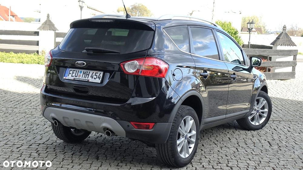 Ford Kuga - 2