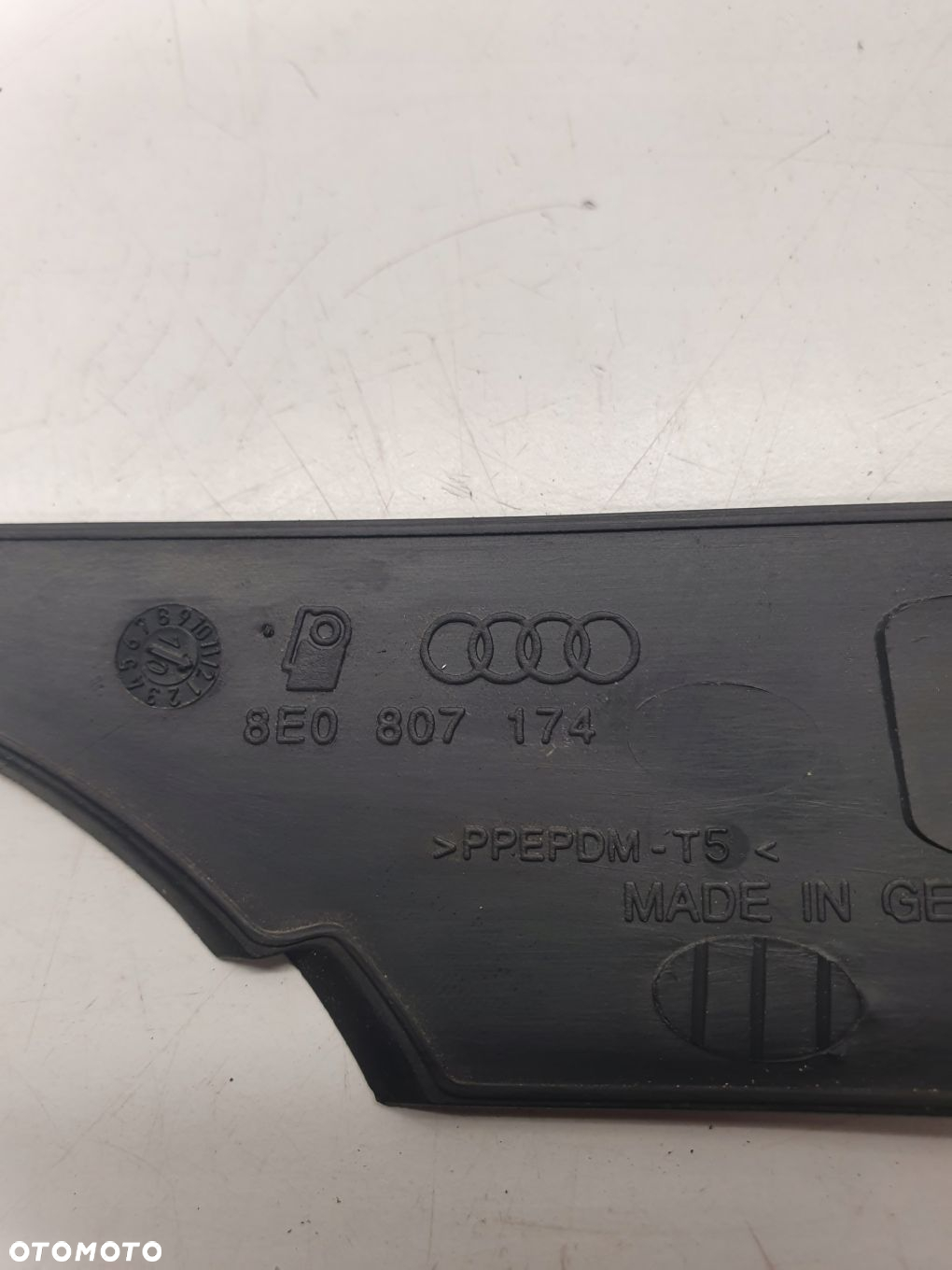 ZAŚLEPKA OSŁONA HALOGENU AUDI A4 B7 8E0807174 - 3