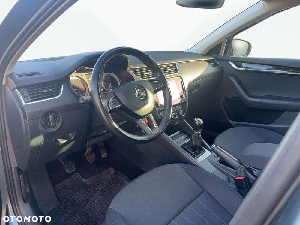 Skoda Octavia 1.5 TSI GPF ACT Style - 9