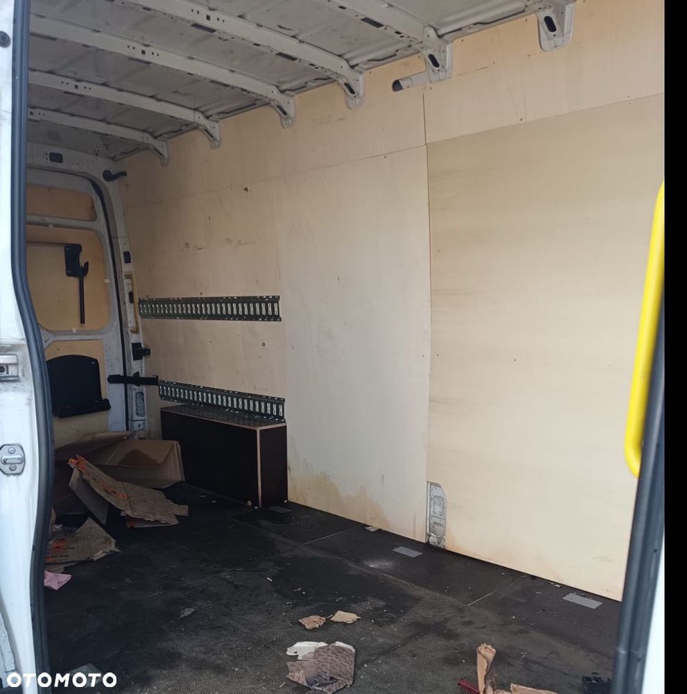 Volkswagen CRAFTER - 7
