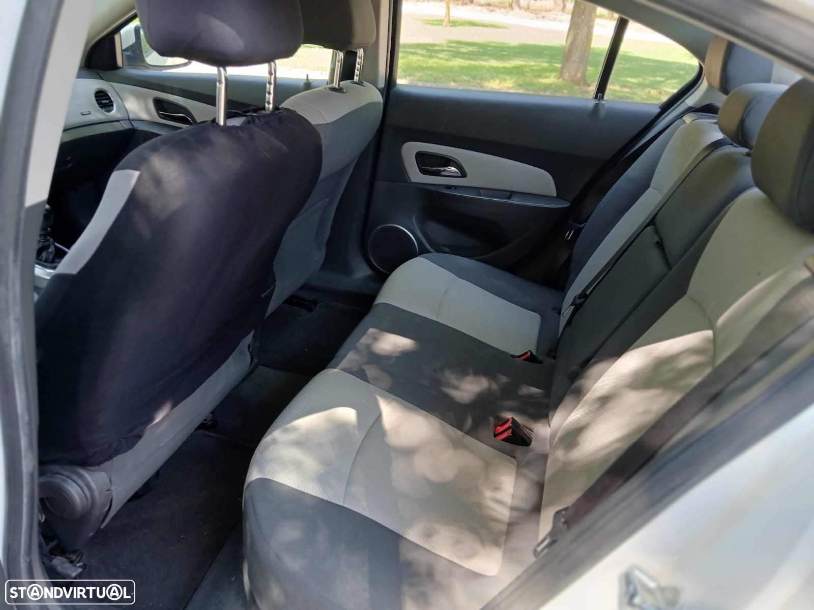 Chevrolet Cruze 1.6 LS - 11