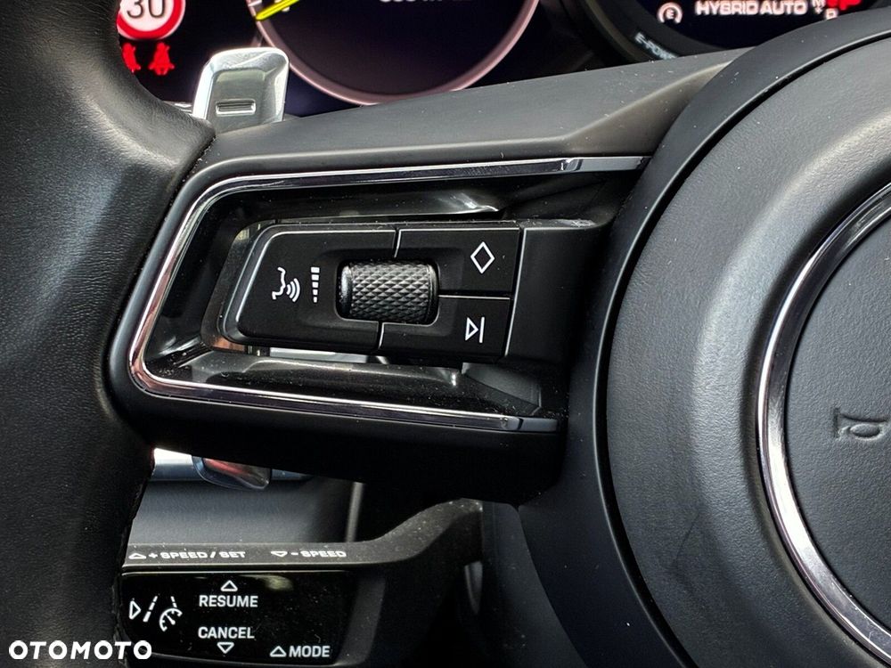 Porsche Panamera - 15