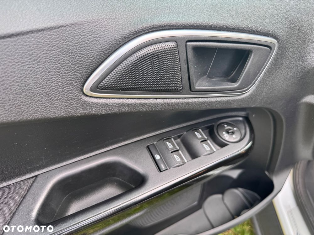 Ford B-MAX 1.6 Titanium MPS6 EU6 - 12