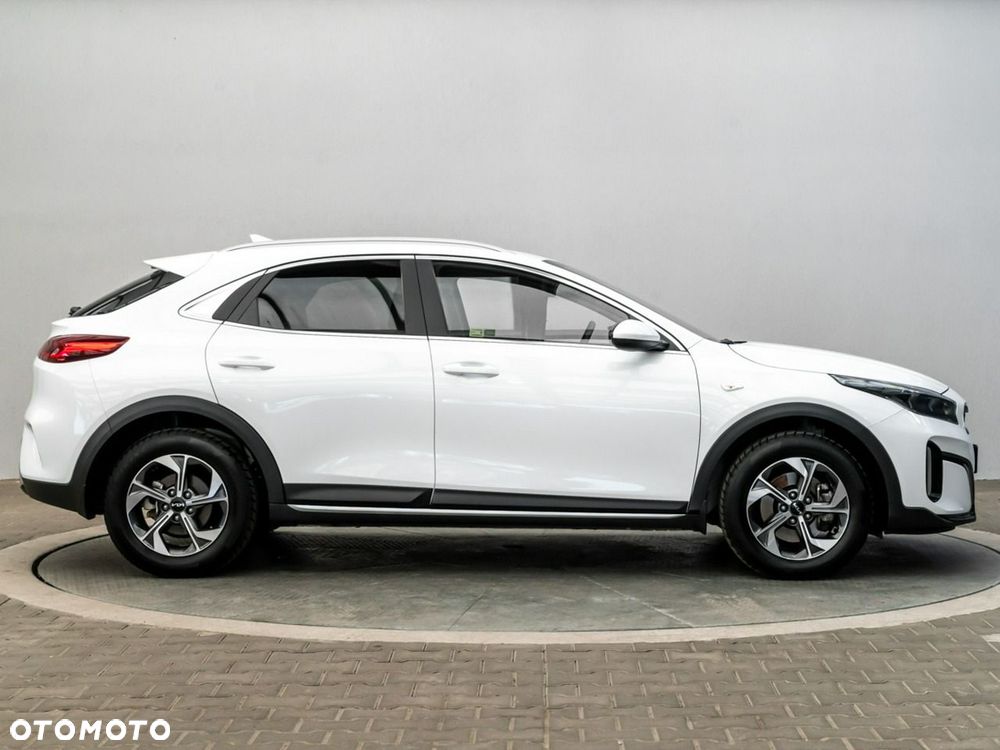 Kia XCeed 1.5 T-GDI M - 5