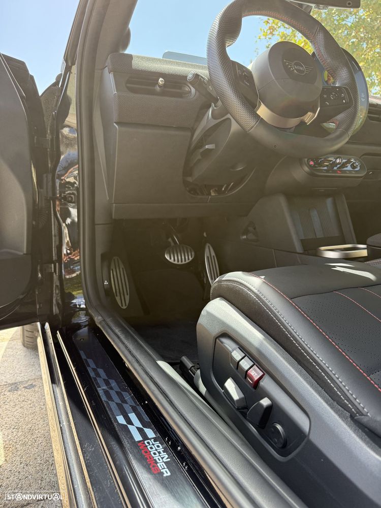 MINI Cabrio John Cooper Works Premium Essential Auto - 12