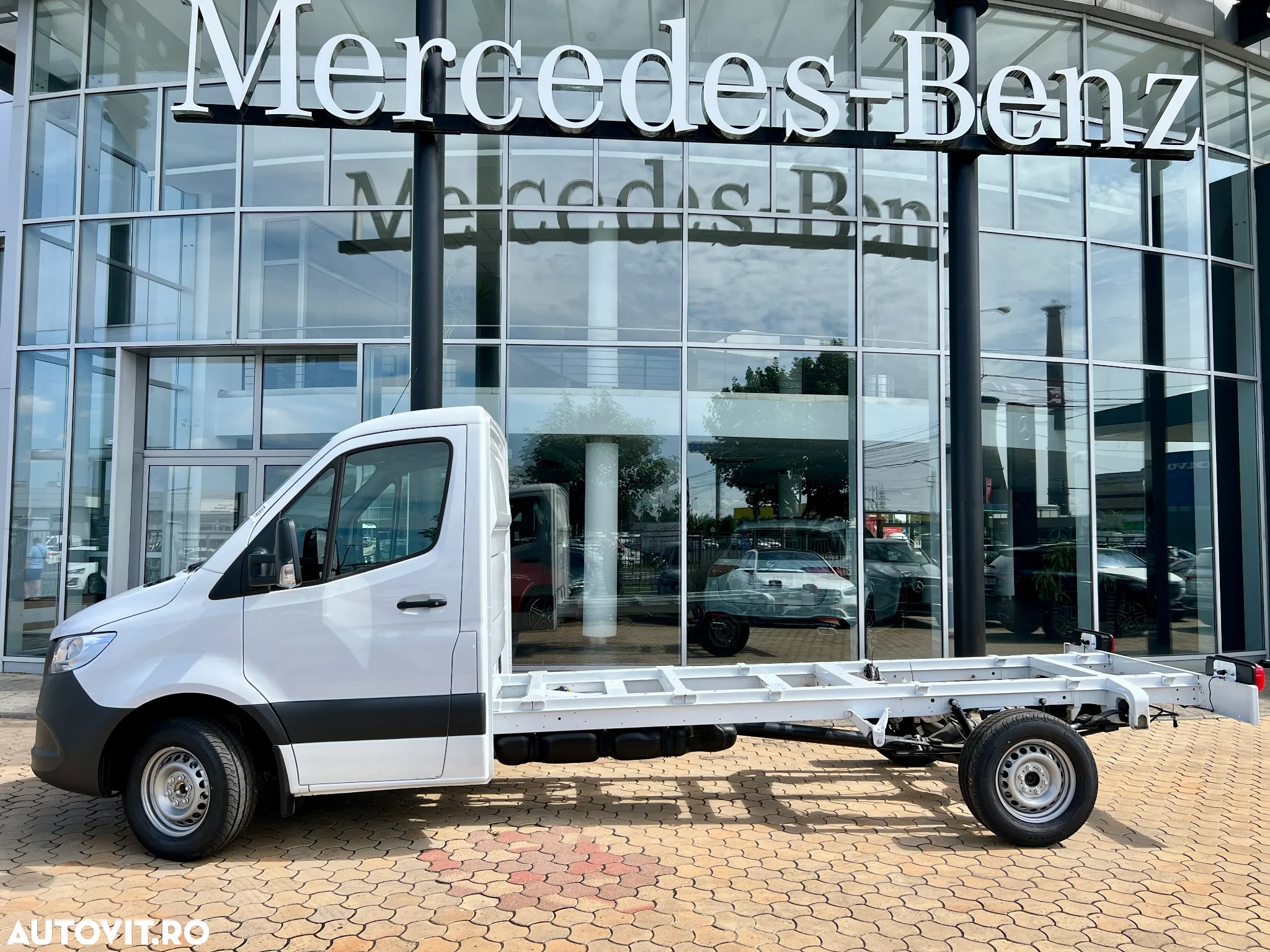 Mercedes-Benz Sprinter 317 sasiu 2024 - 2