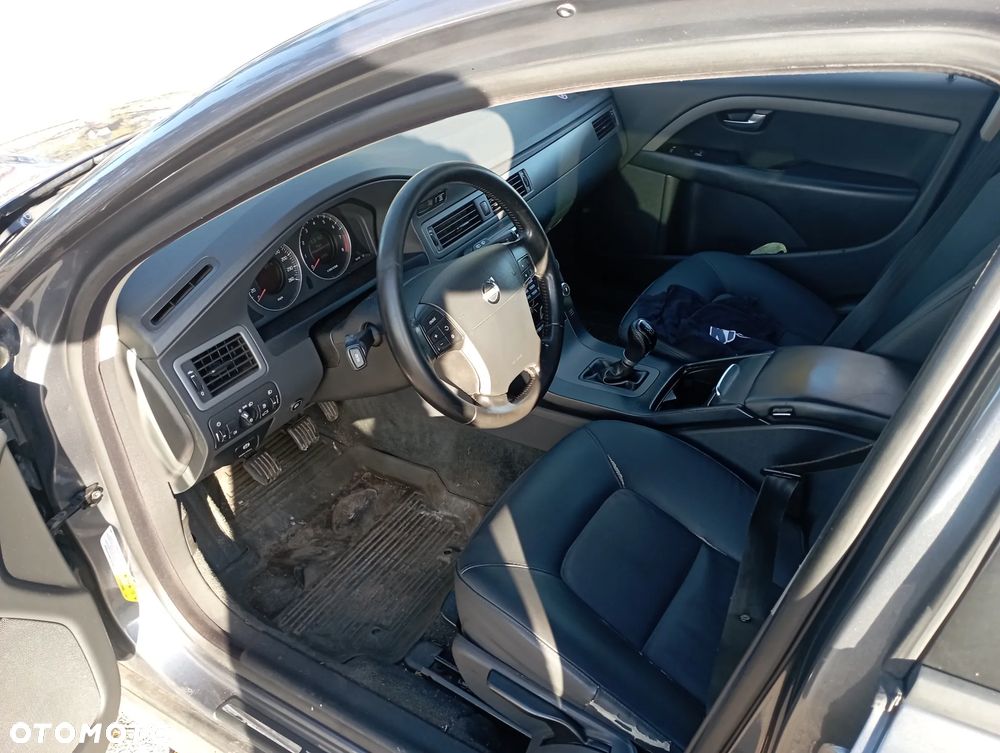 Volvo V70 2008 photo 5