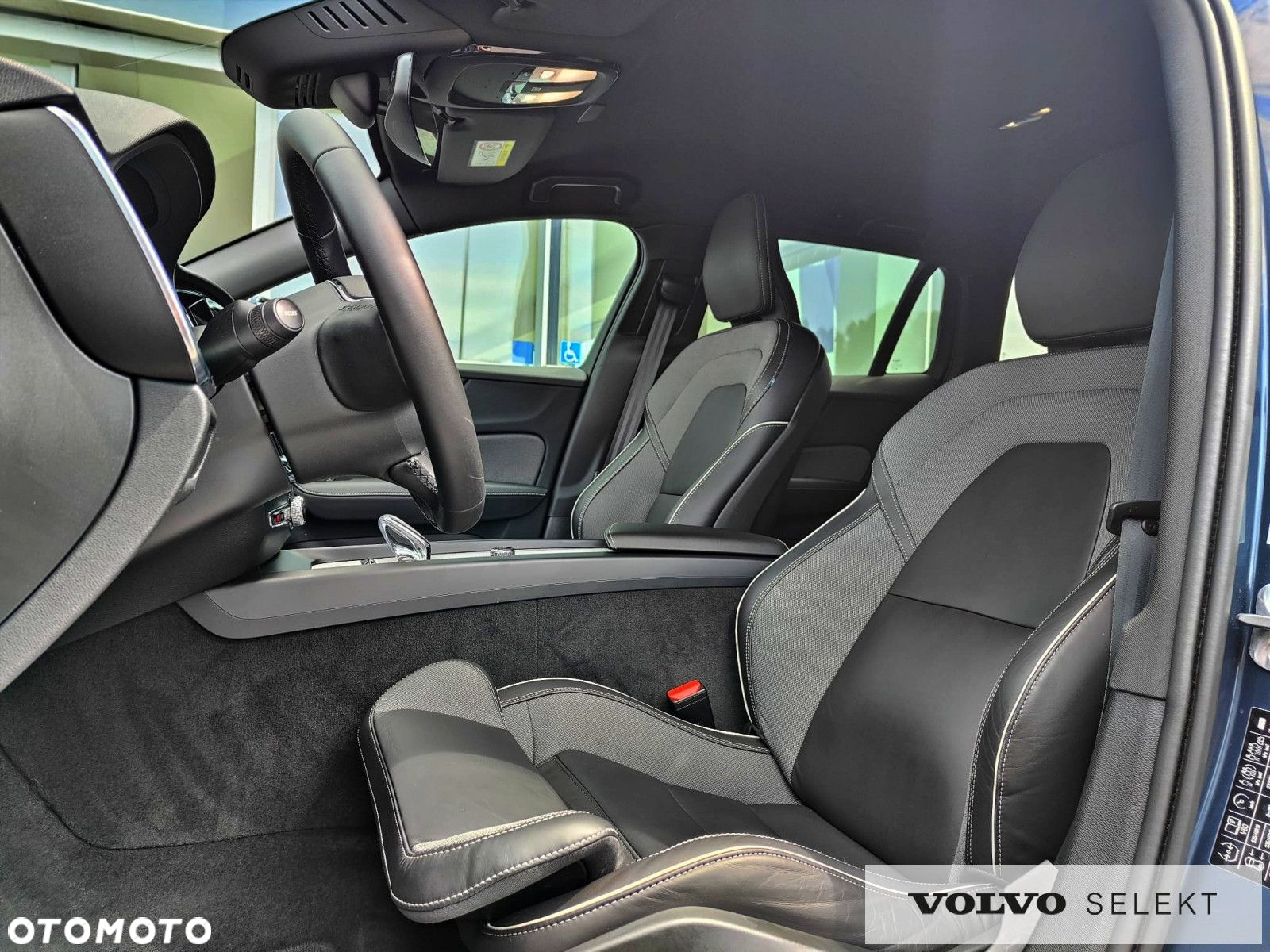 Volvo V60 Cross Country - 13