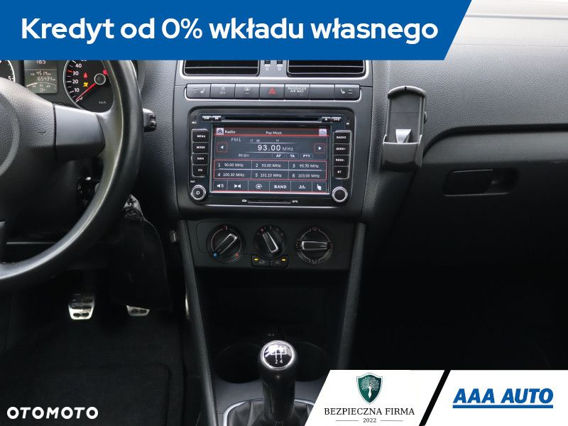Volkswagen Polo - 13