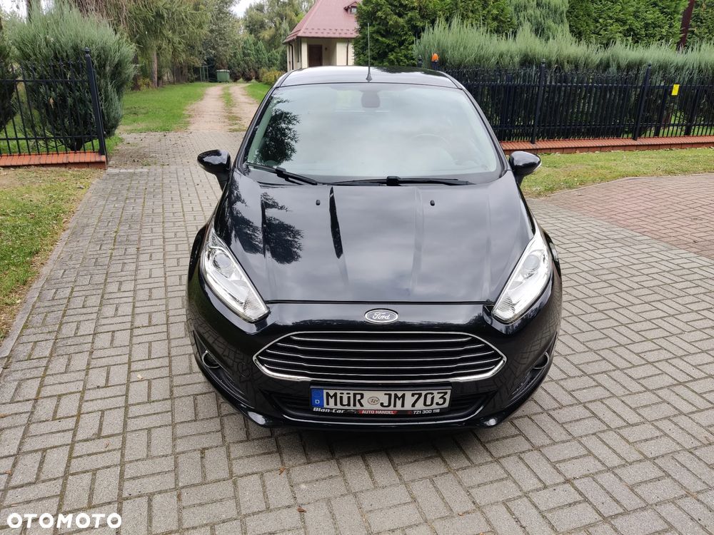 Ford Fiesta 1.0 EcoBoost S&S TITANIUM X - 2