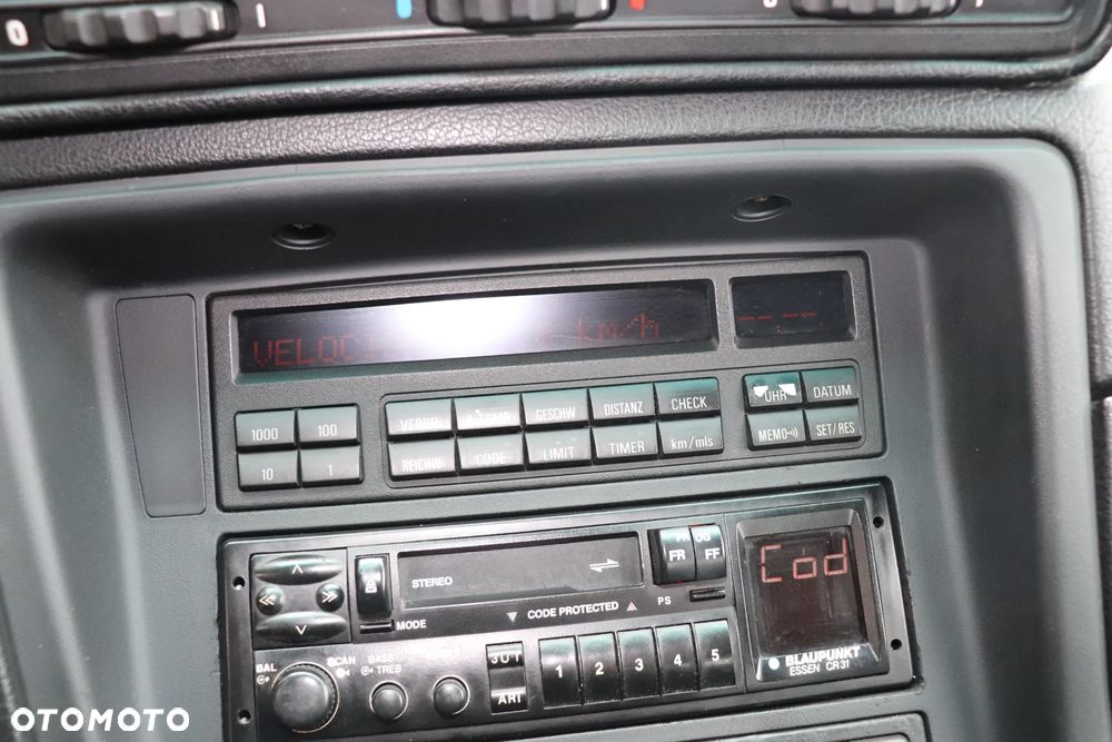 BMW Seria 8 - 23