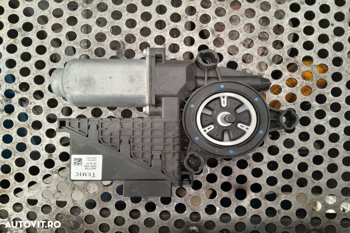 Motoras macara geam spate dreapta 5J0959812 Skoda Roomster 1 5J [2006 - 1