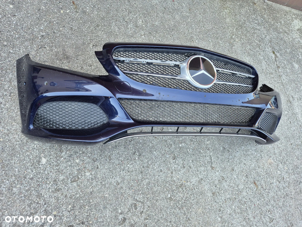 Mercedes C klasa 205 14- zderzak przedni ślizg kratka grill