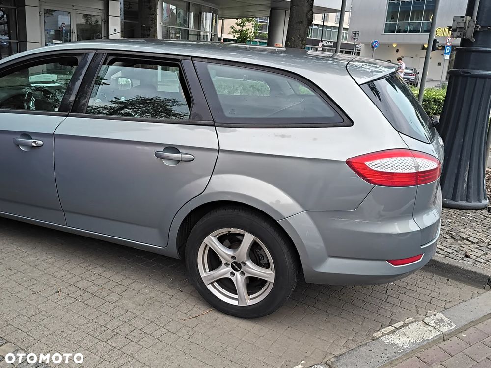 Ford Mondeo 2.0 TDCi Titanium - 8