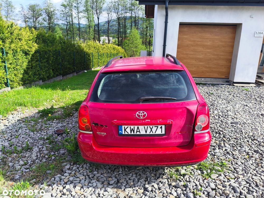 Toyota Avensis 1.8 VVT-i Combi - 3