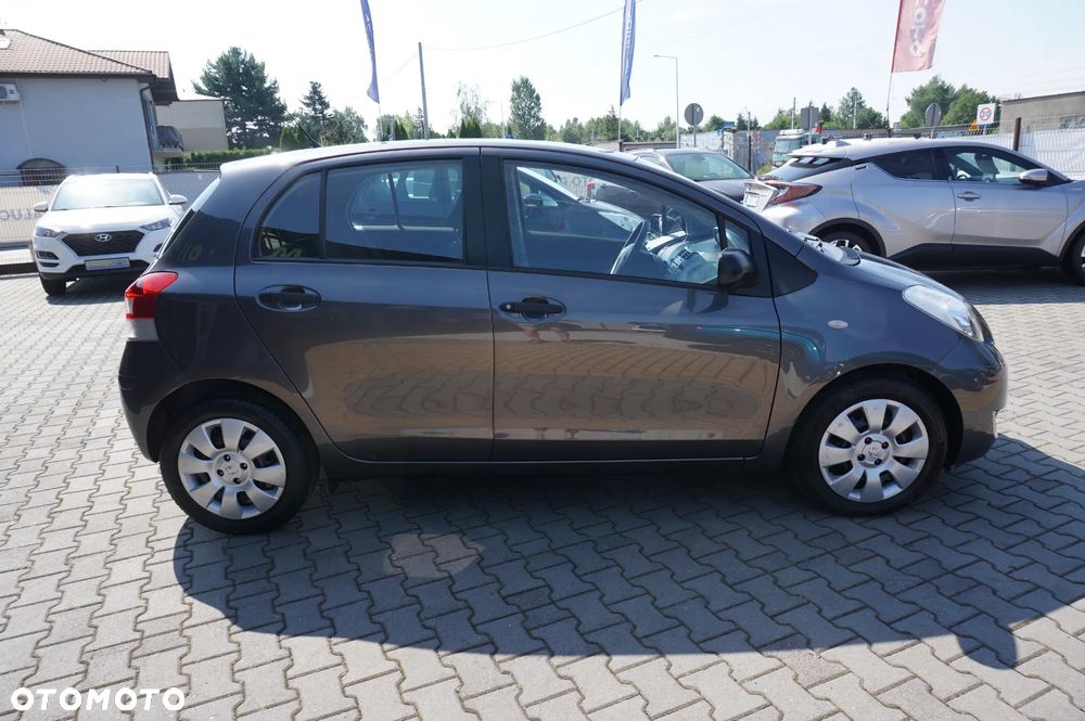 Toyota Yaris 1.33 VVT-i Cool - 8