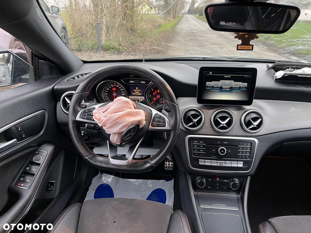 Mercedes-Benz CLA 180 d 7G-DCT AMG Line - 9