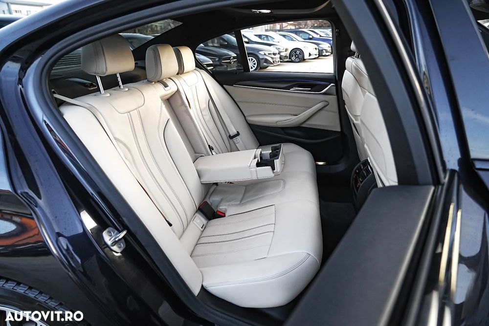 BMW Seria 5 530i xDrive Aut. M Sport Edition - 11