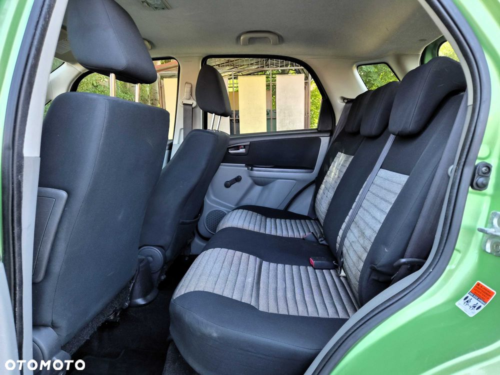 Suzuki SX4 - 7
