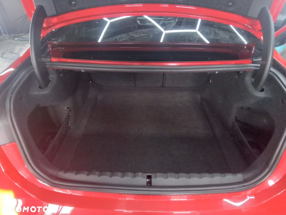 BMW M4 Competition sport - 36