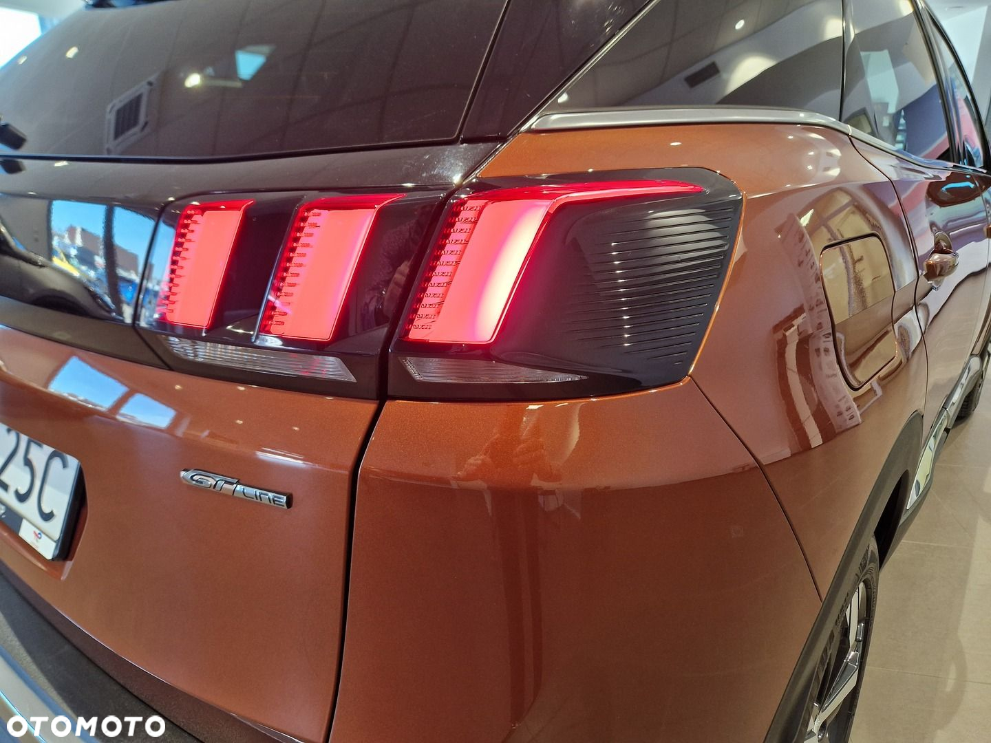 Peugeot 3008 1.6 PureTech GPF GT Line S&S EAT8 - 32