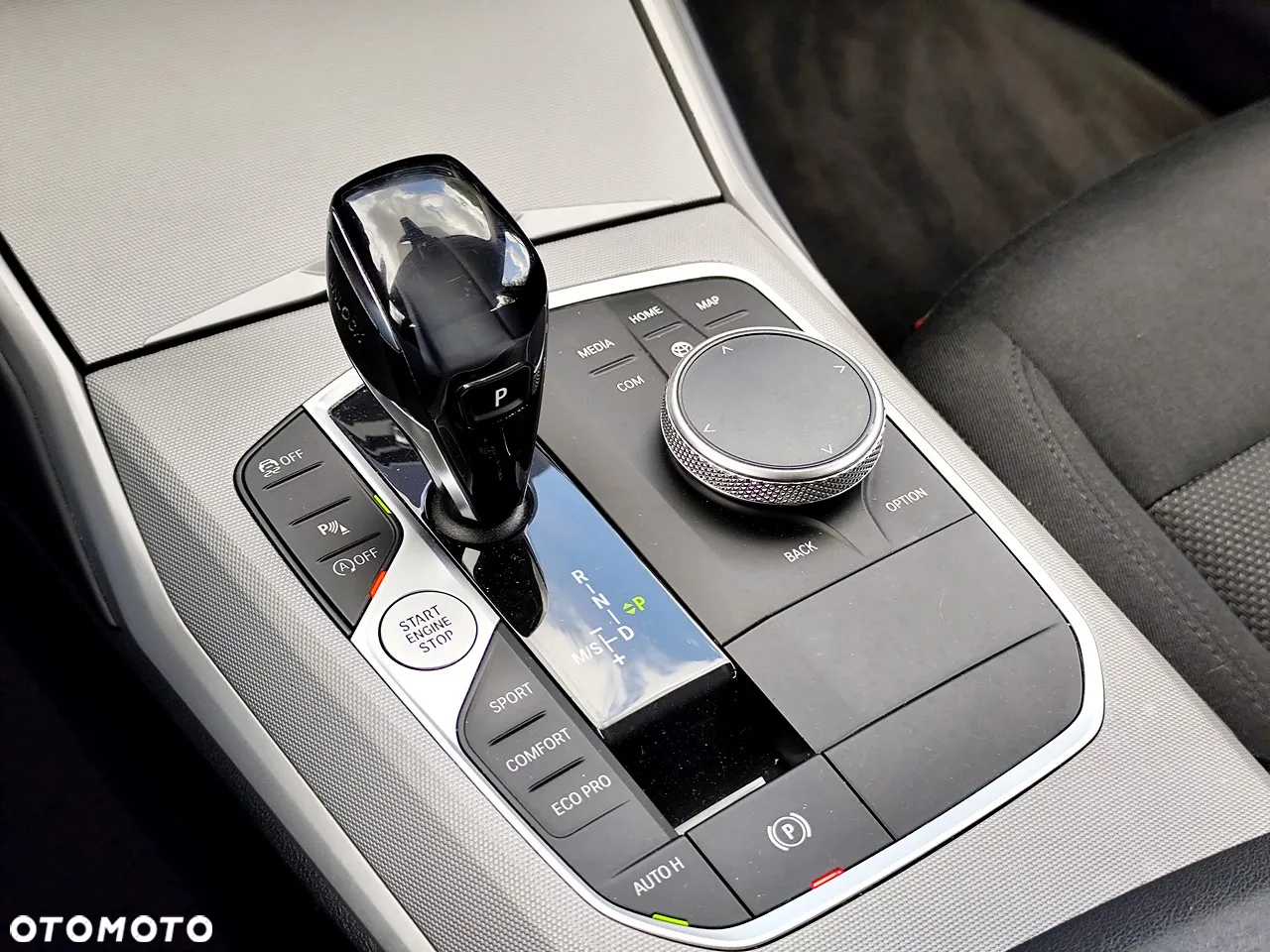 BMW Seria 3 318i Business Edition - 19