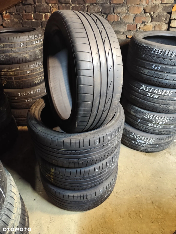 235/40/19 BRIDGESTONE POTENZA RE050A