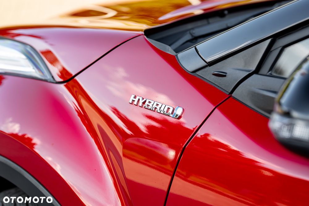 Toyota C-HR 2.0 Hybrid Team Deutschland - 16