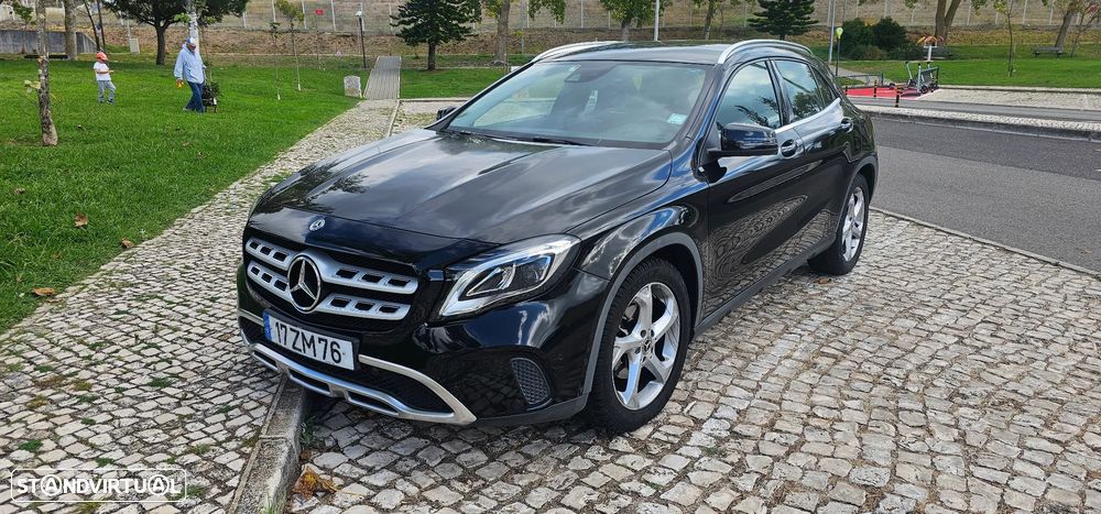 Mercedes-Benz GLA 200 d Aut. - 1