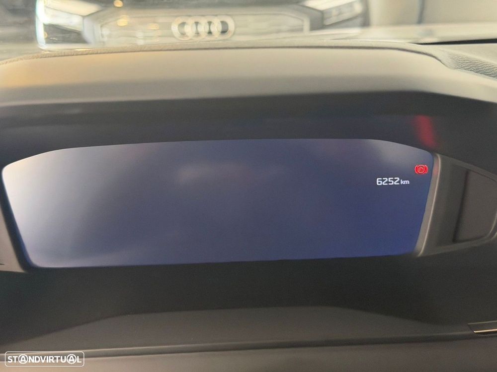 Peugeot e-2008 54 kWh Allure - 9