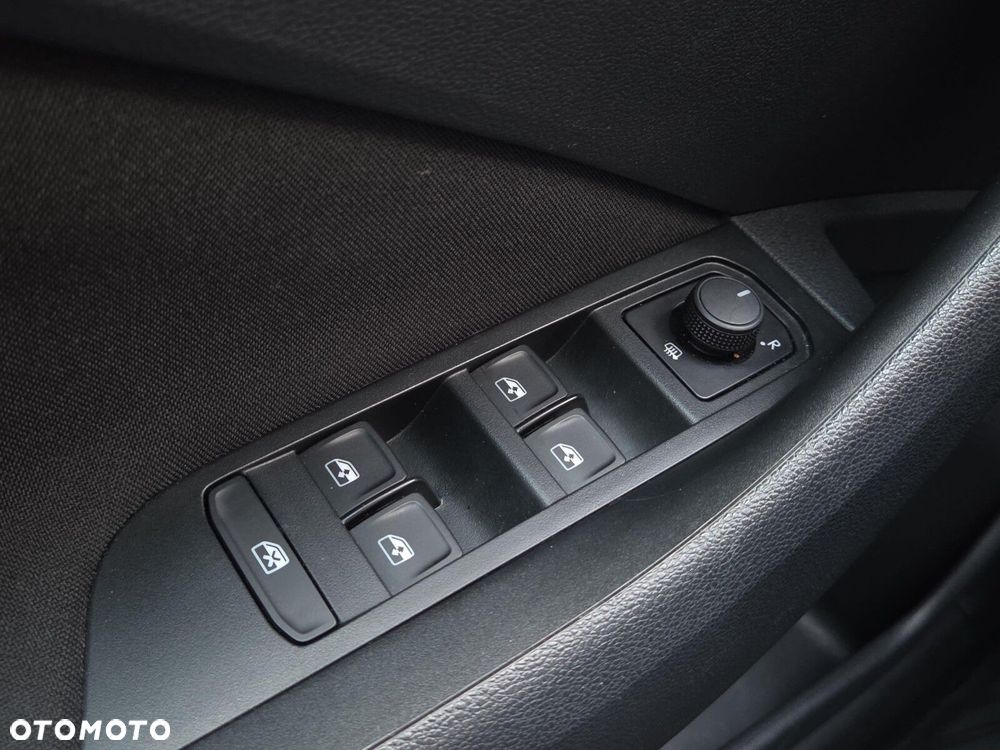 Skoda Kamiq 1.0 TSI Selection DSG - 26